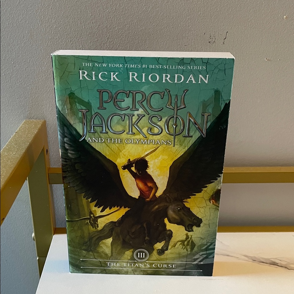 Percy Jackson and the Olympians: The Titan's Curse Book